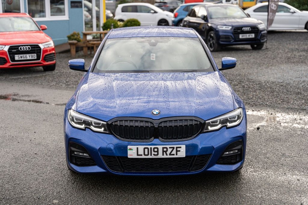 Used BMW 3 Series 2019 for sale - 77302746: Photo 2