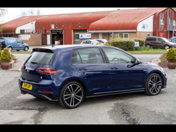 Used Volkswagen Golf 2019 for sale - 74415206: Photo