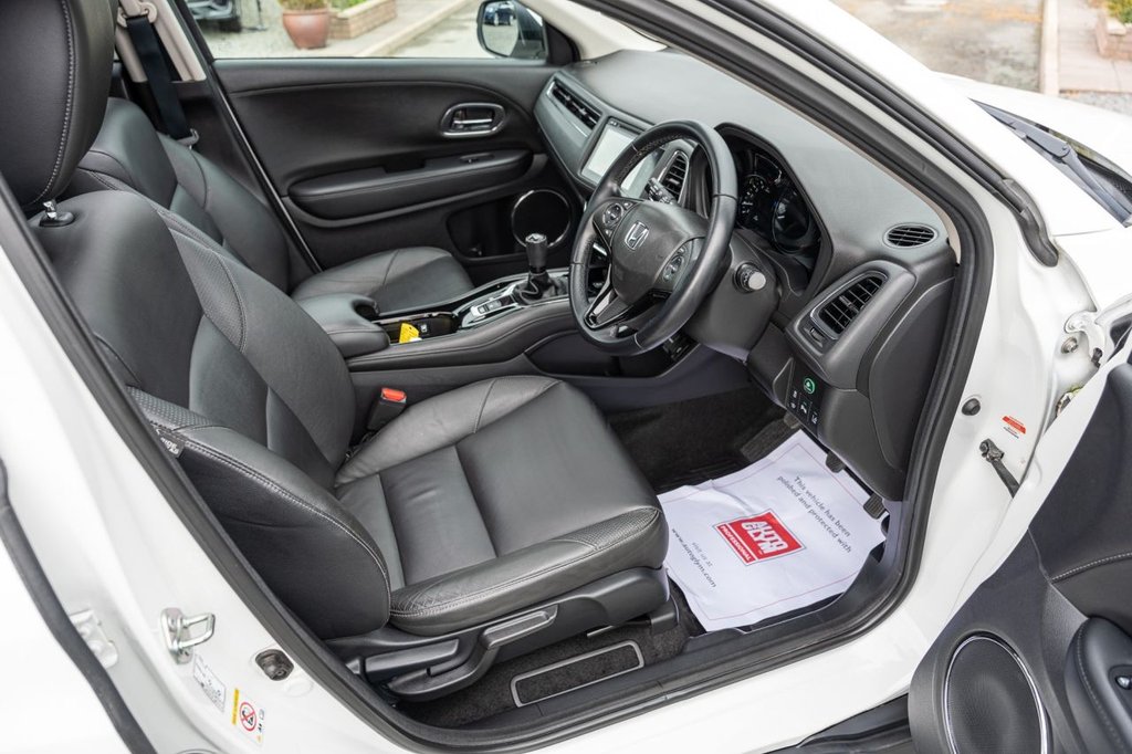 Used Honda HR-V 2015 for sale - 76304229: Photo 11