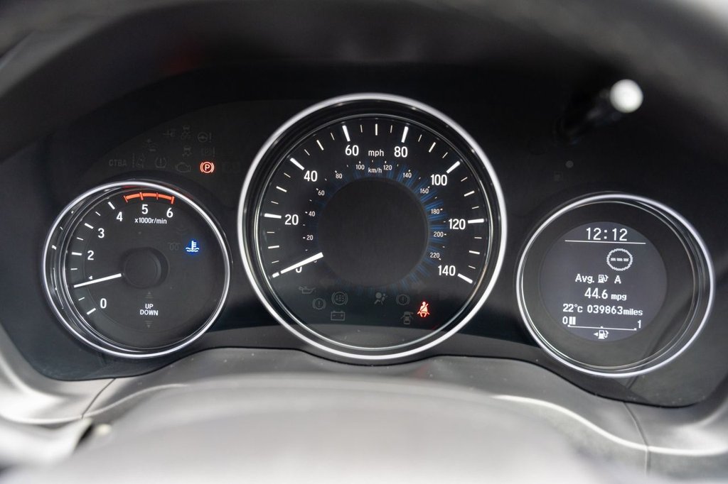 Used Honda HR-V 2015 for sale - 76304229: Photo 12