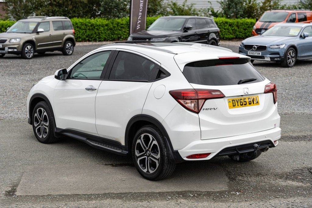Used Honda HR-V 2015 for sale - 76304229: Photo 5