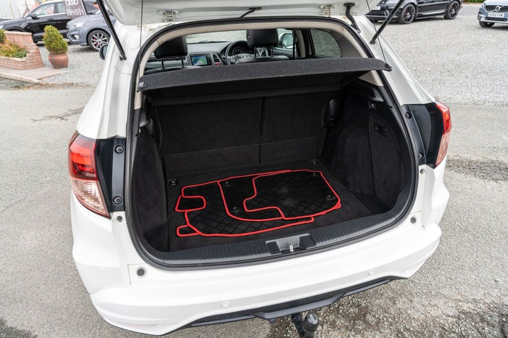 Used Honda HR-V 2015 for sale - 76304229: Photo 7