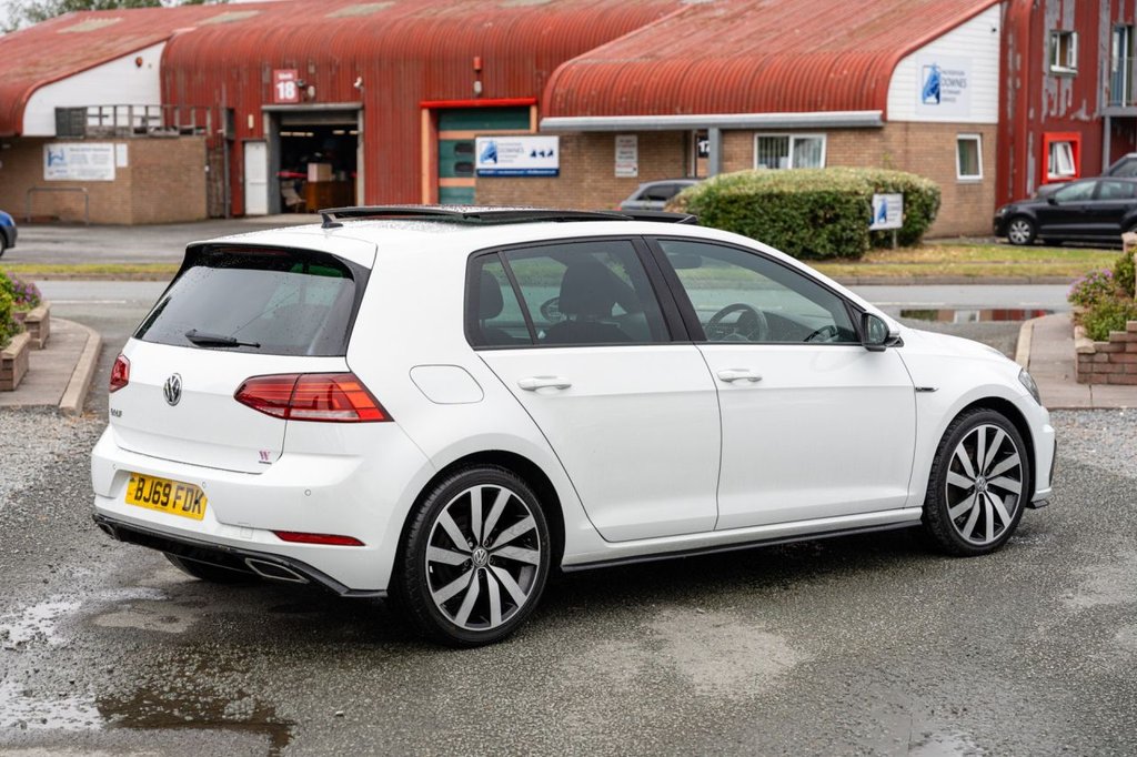 Used Volkswagen Golf 2019 for sale - 77128306: Photo 4