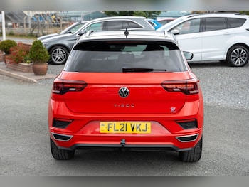Used Volkswagen T-Roc 2021 for sale - 79438524: Photo
