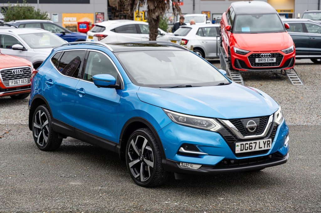 Used Nissan Qashqai 2017 for sale - 76559343: Photo 1