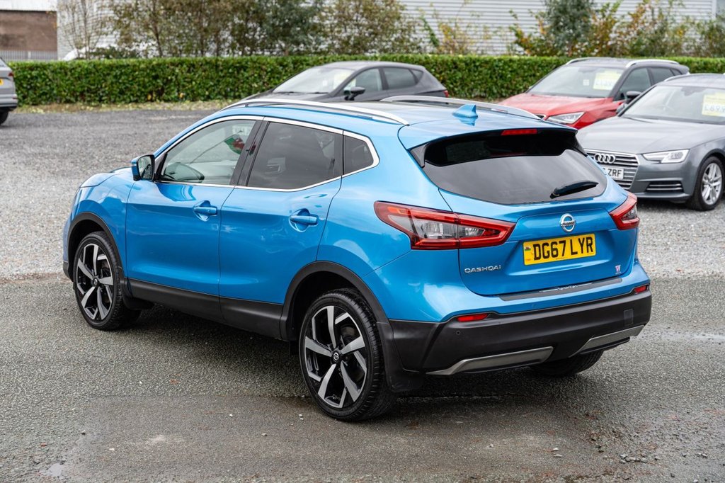 Used Nissan Qashqai 2017 for sale - 76559343: Photo 4