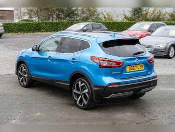 Used Nissan Qashqai 2017 for sale - 76559343: Photo