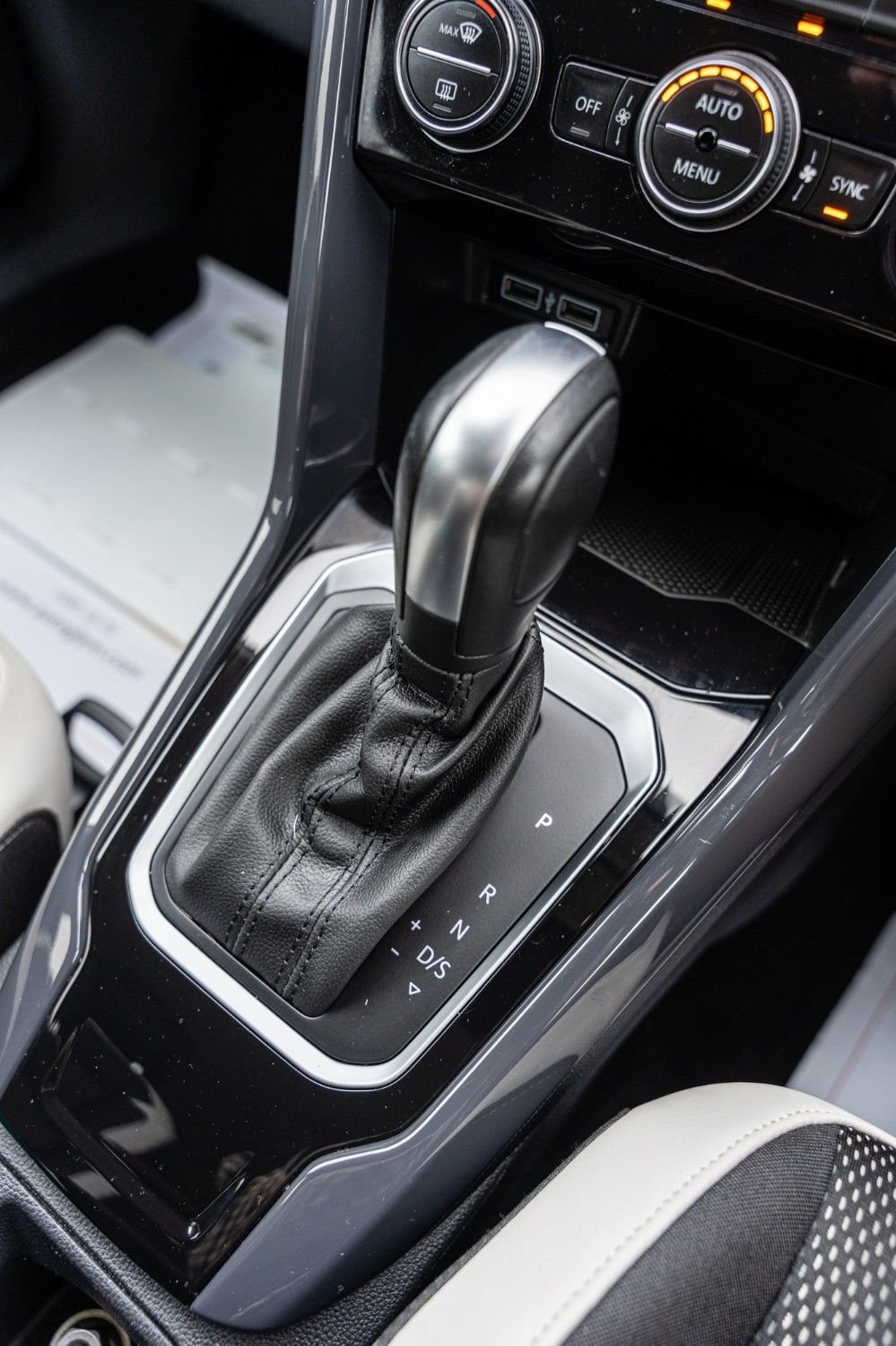 Used Volkswagen T-Roc 2020 for sale - 77249887: Photo 12