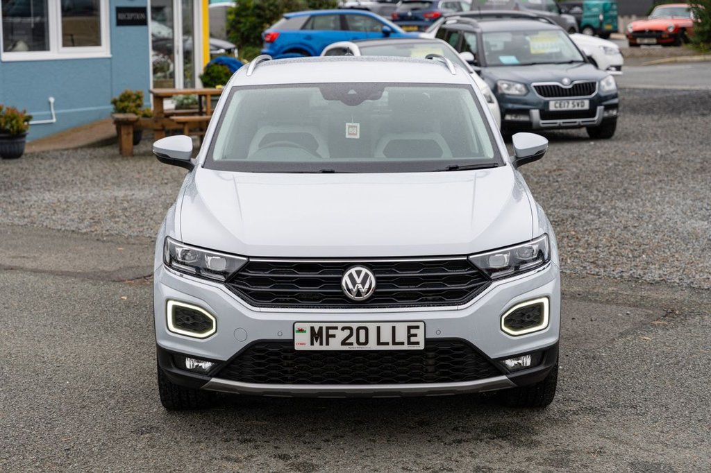 Used Volkswagen T-Roc 2020 for sale - 77249887: Photo 2