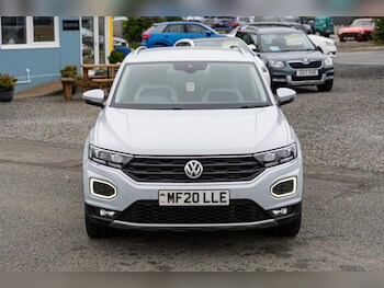 Used Volkswagen T-Roc 2020 for sale - 77249887: Photo