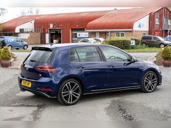 Used Volkswagen Golf 2019 for sale - 75398309: Photo