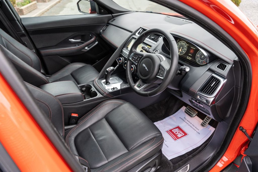 Used Jaguar E-Pace 2019 for sale - 76430371: Photo 9