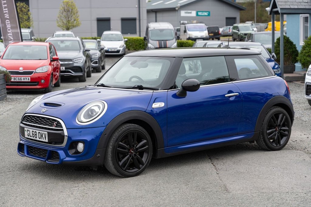 Used MINI Hatch 2018 for sale - 78111002: Photo 3