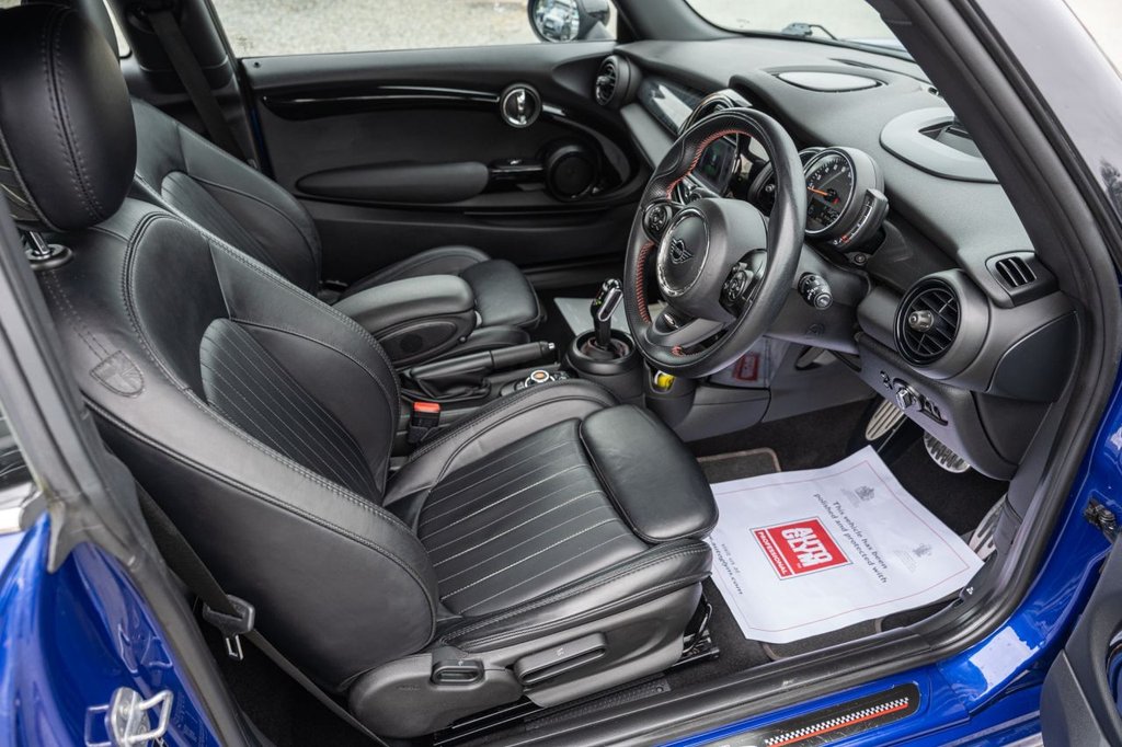 Used MINI Hatch 2018 for sale - 78111002: Photo 8