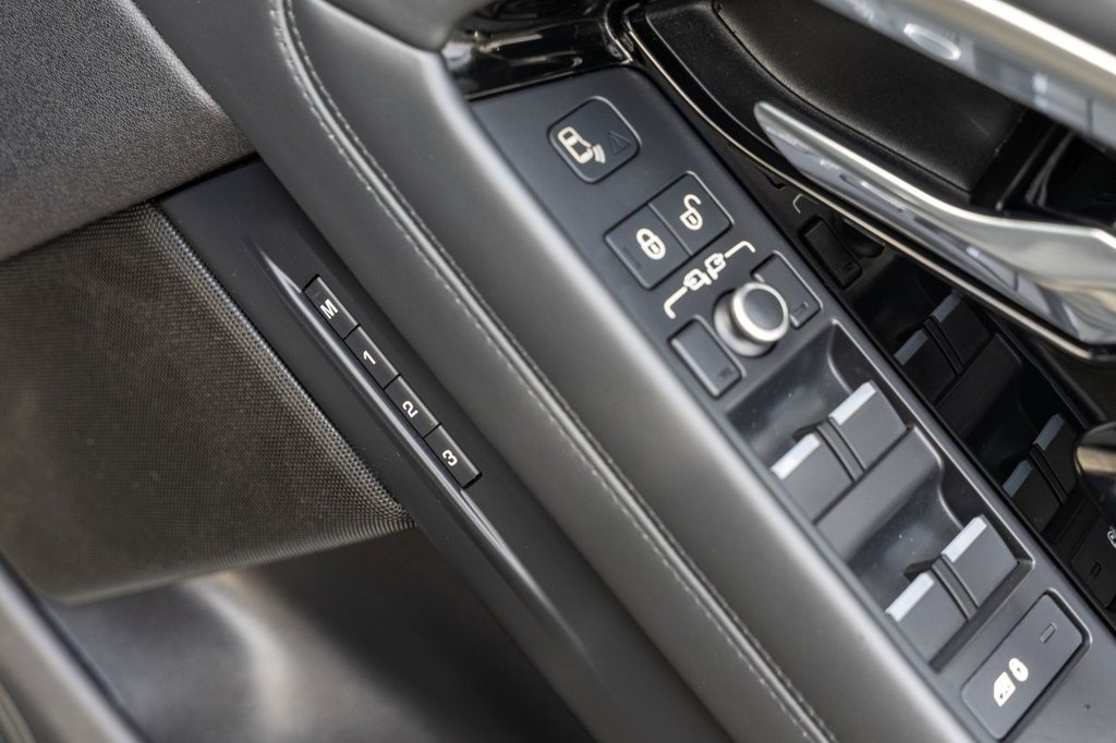 Used Land Rover Range Rover Evoque 2019 for sale - 77302769: Photo 12