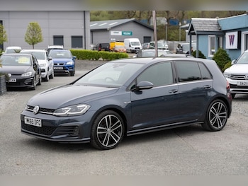 Used Volkswagen Golf 2019 for sale - 78882770: Photo