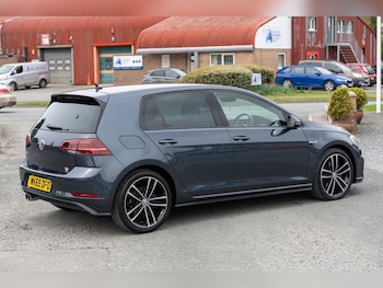 Used Volkswagen Golf 2019 for sale - 78882770: Photo