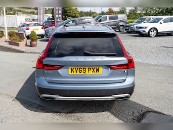 Used Volvo V90 2019 for sale - 75985950: Photo