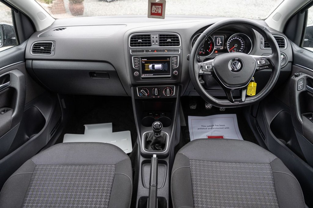 Used Volkswagen Polo 2015 for sale - 76429797: Photo 10