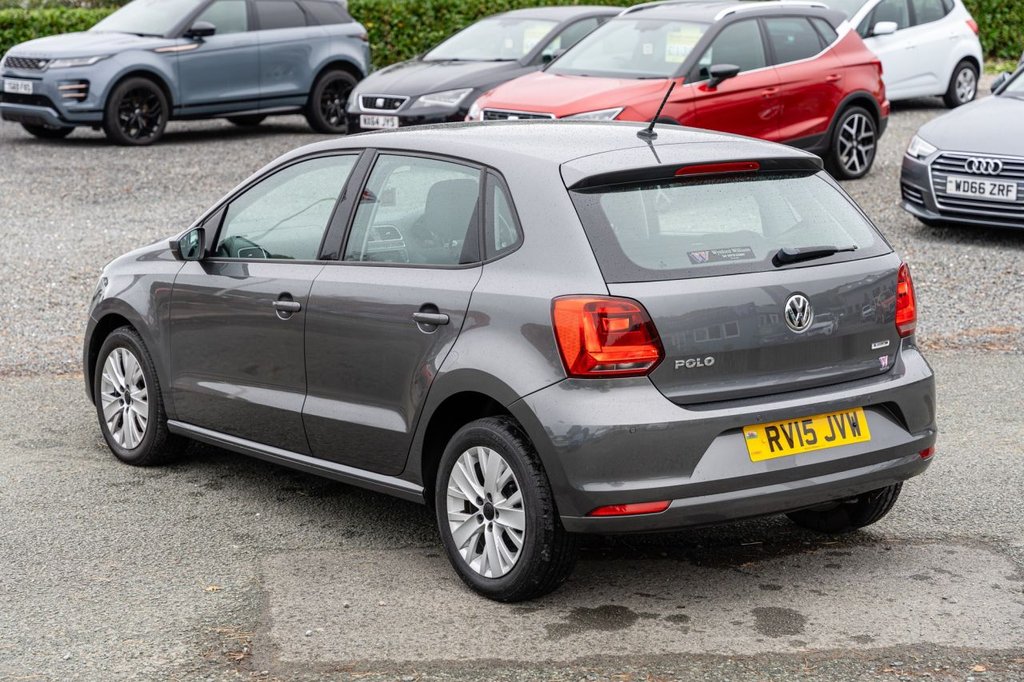 Used Volkswagen Polo 2015 for sale - 76429797: Photo 4