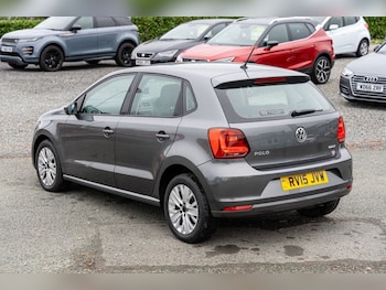 Used Volkswagen Polo 2015 for sale - 76429797: Photo