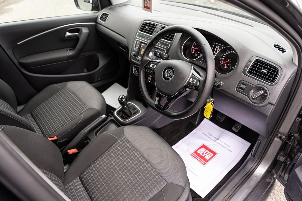 Used Volkswagen Polo 2015 for sale - 76429797: Photo 8