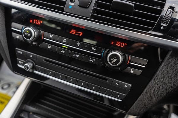 Used BMW X4 2017 for sale - 76304305: Photo 14