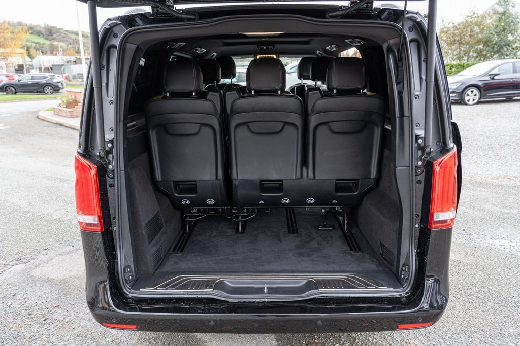 Used Mercedes-Benz V-Class 2019 for sale - 76559382: Photo 13