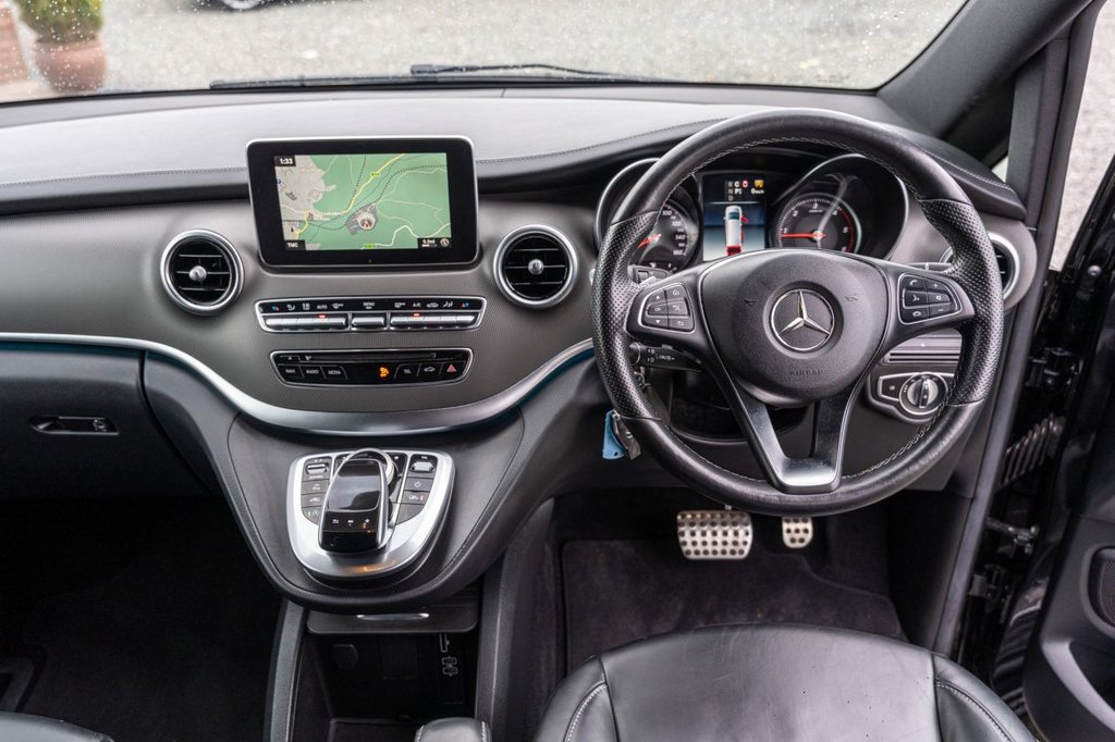 Used Mercedes-Benz V-Class 2019 for sale - 76559382: Photo 16