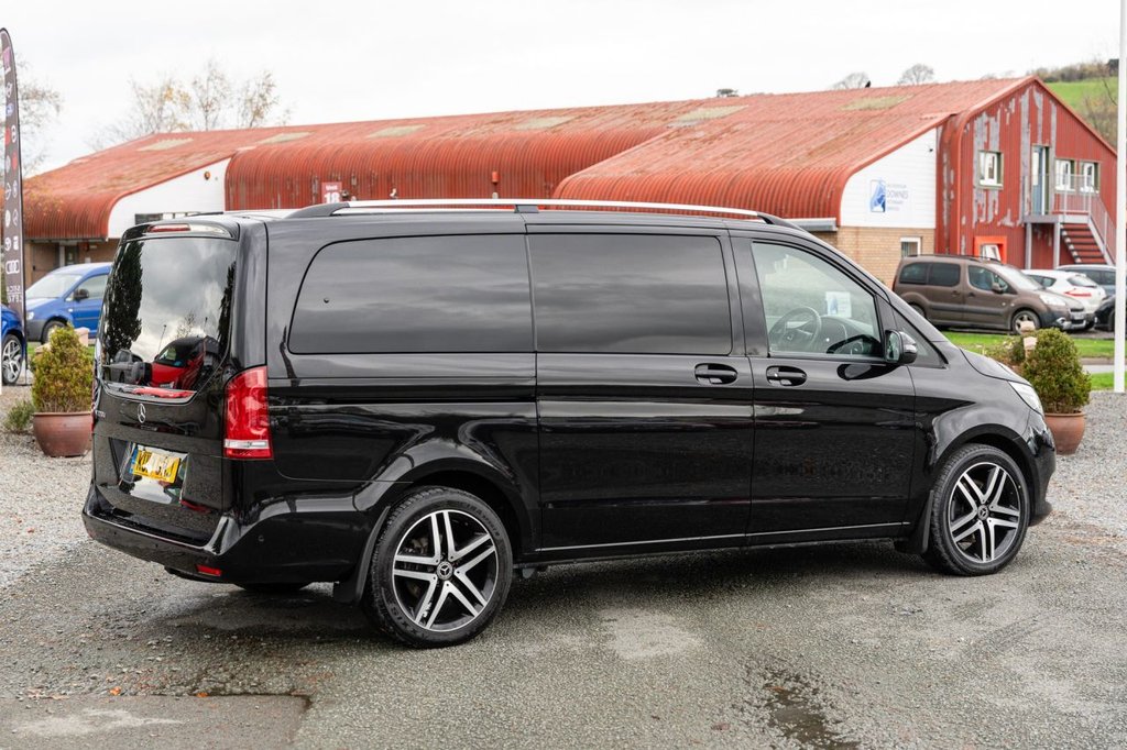 Used Mercedes-Benz V-Class 2019 for sale - 76559382: Photo 8