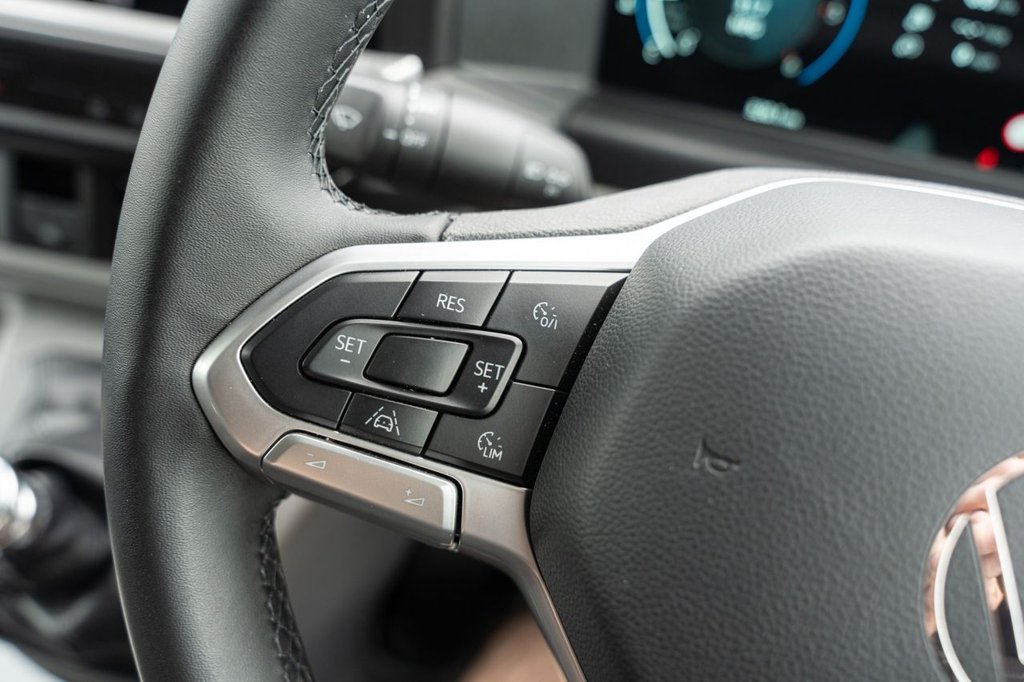 Used Volkswagen Transporter 2025 for sale - 78111023: Photo 15