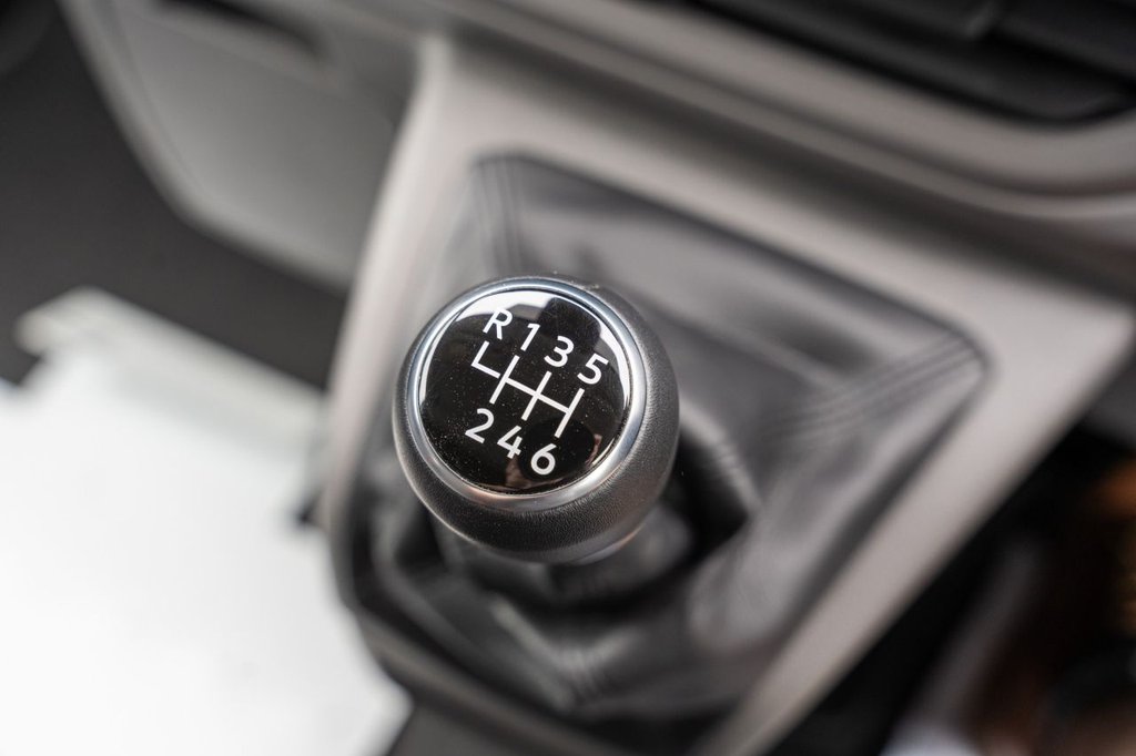 Used Volkswagen Transporter 2025 for sale - 78111023: Photo 16