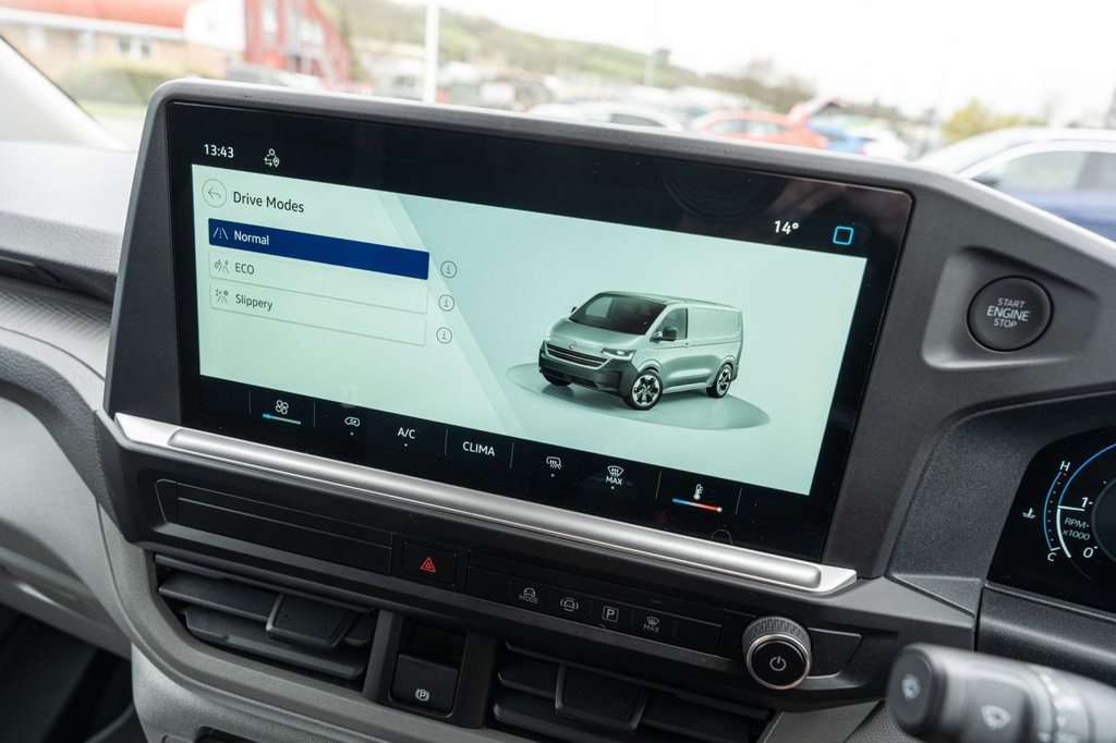 Used Volkswagen Transporter 2025 for sale - 78111023: Photo 17