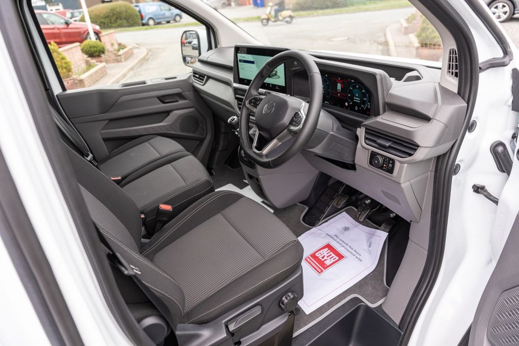 Used Volkswagen Transporter 2025 for sale - 78111023: Photo 8