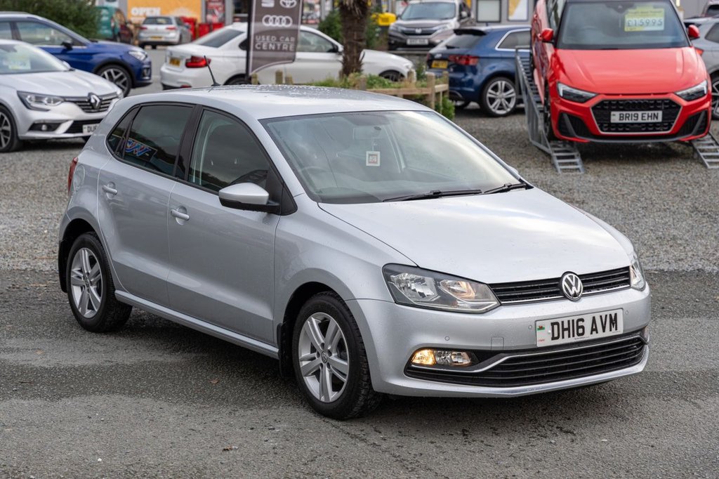 Used Volkswagen Polo 2016 for sale - 77128307: Photo 1