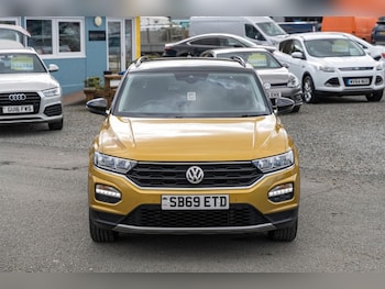Used Volkswagen T-Roc 2019 for sale - 75398265: Photo