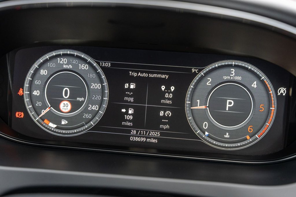 Used Jaguar E-Pace 2020 for sale - 76797890: Photo 13