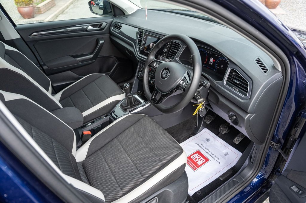 Used Volkswagen T-Roc 2020 for sale - 78111217: Photo 11