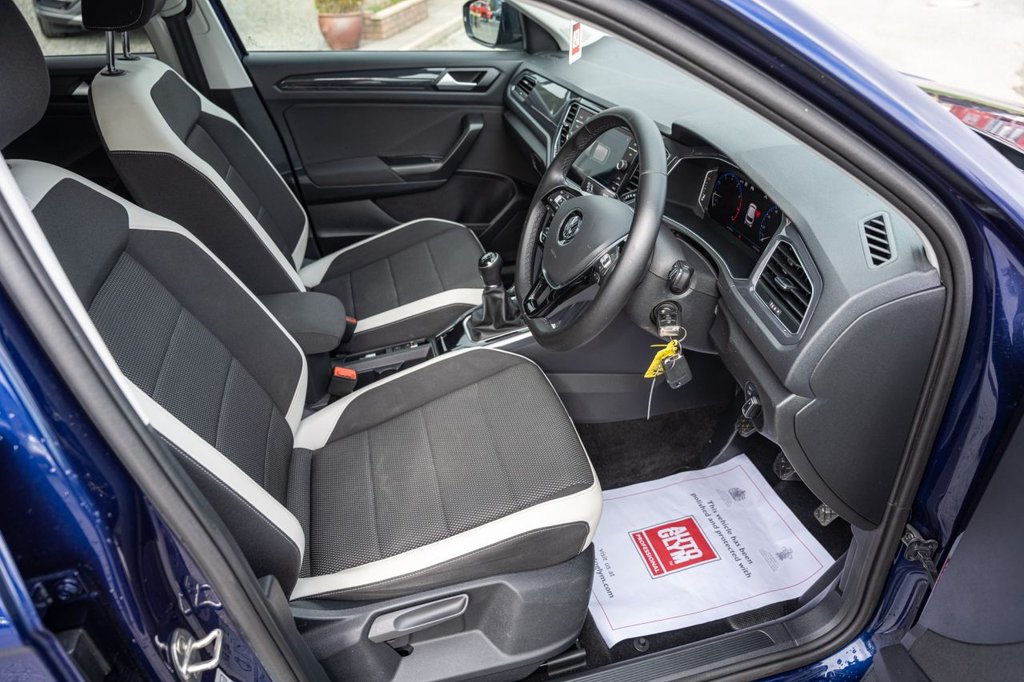 Used Volkswagen T-Roc 2020 for sale - 78111217: Photo 8