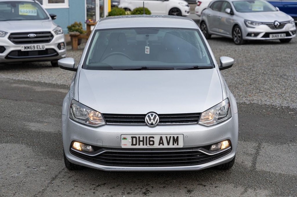 Used Volkswagen Polo 2016 for sale - 76923511: Photo 2