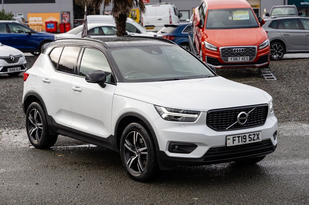 Used Volvo XC40 2019 for sale - 76797883: Photo 1