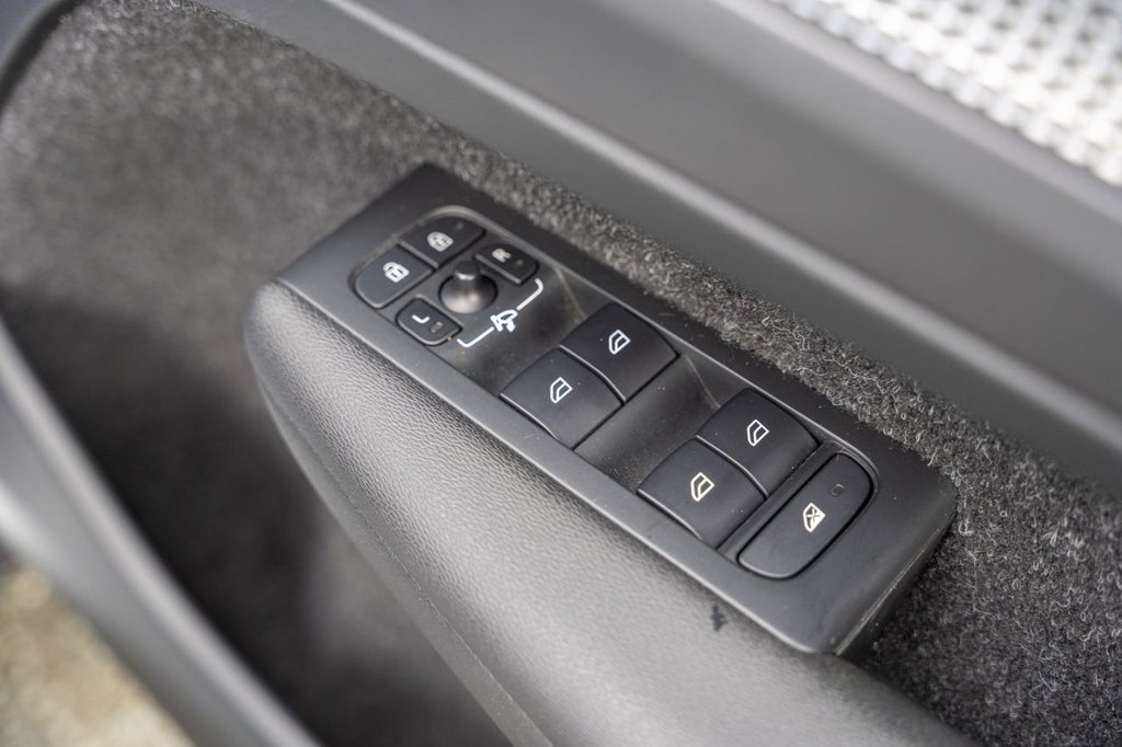 Used Volvo XC40 2019 for sale - 76797883: Photo 11