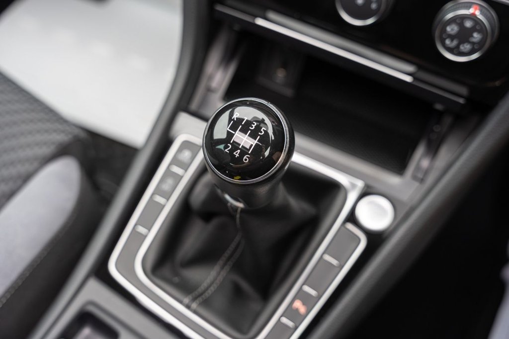 Used Volkswagen Golf 2017 for sale - 78111170: Photo 11