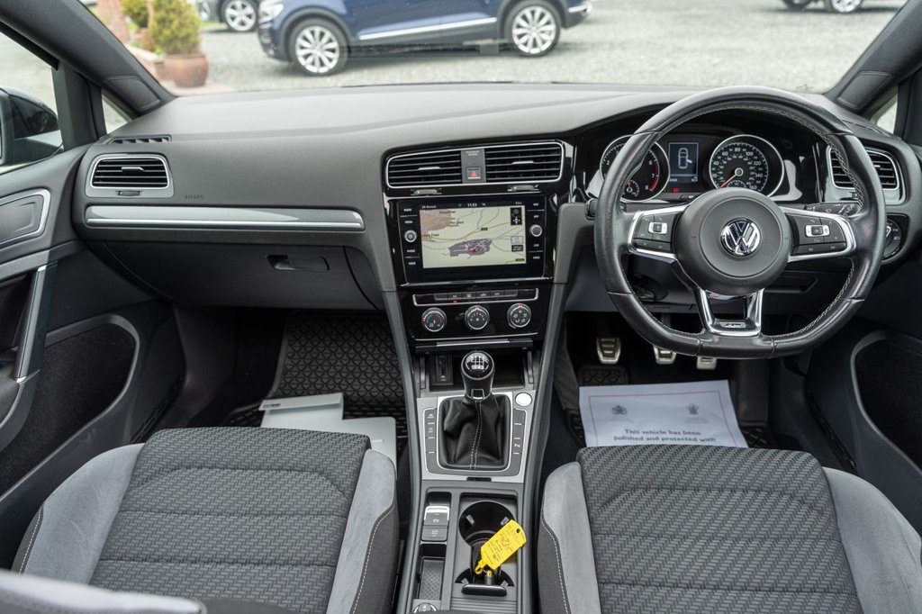 Used Volkswagen Golf 2017 for sale - 78111170: Photo 8