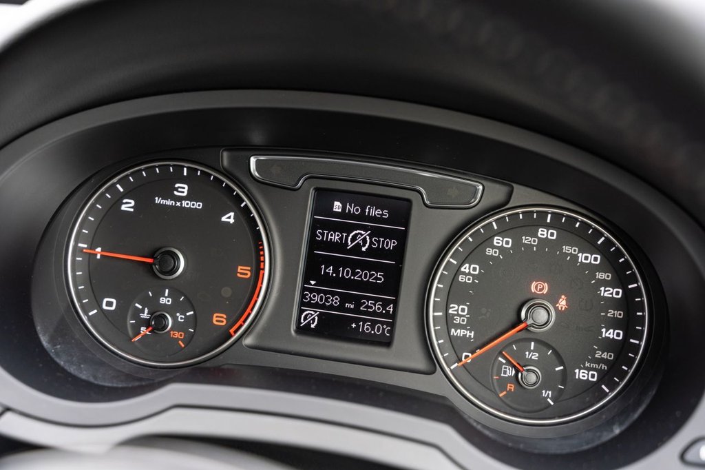 Used Audi Q3 2016 for sale - 76304132: Photo 10