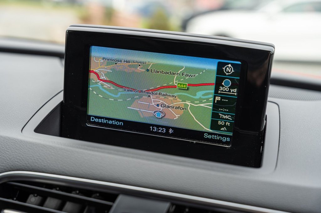 Used Audi Q3 2016 for sale - 76304132: Photo 12