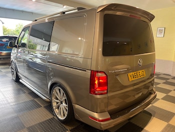 Used Volkswagen Transporter 2016 for sale - 79570621: Photo