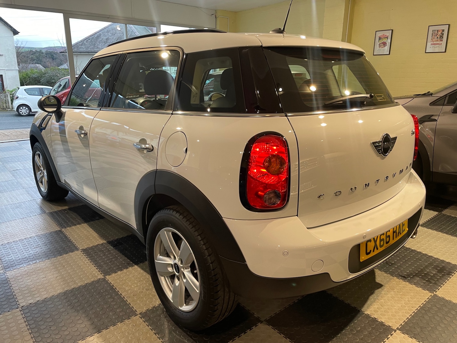 Used MINI Countryman 2016 for sale - 77541719: Photo 4