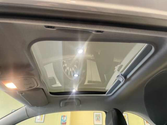 Used Vauxhall ADAM 2015 for sale - 76461309: Photo 17