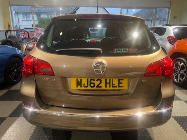Used Vauxhall Astra 2012 for sale - 77093967: Photo 5